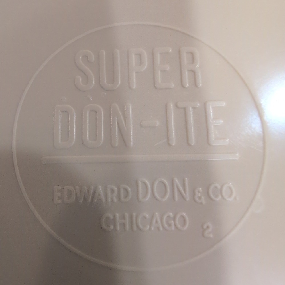 Vintage Super Don-Ite Edward Don & Co Chicago Tan Plates Set of 6 Melamine - Picture 3 of 4